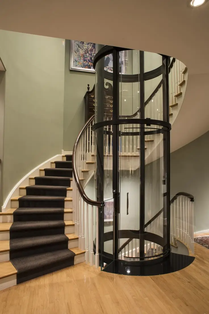 Circular Glass Lift